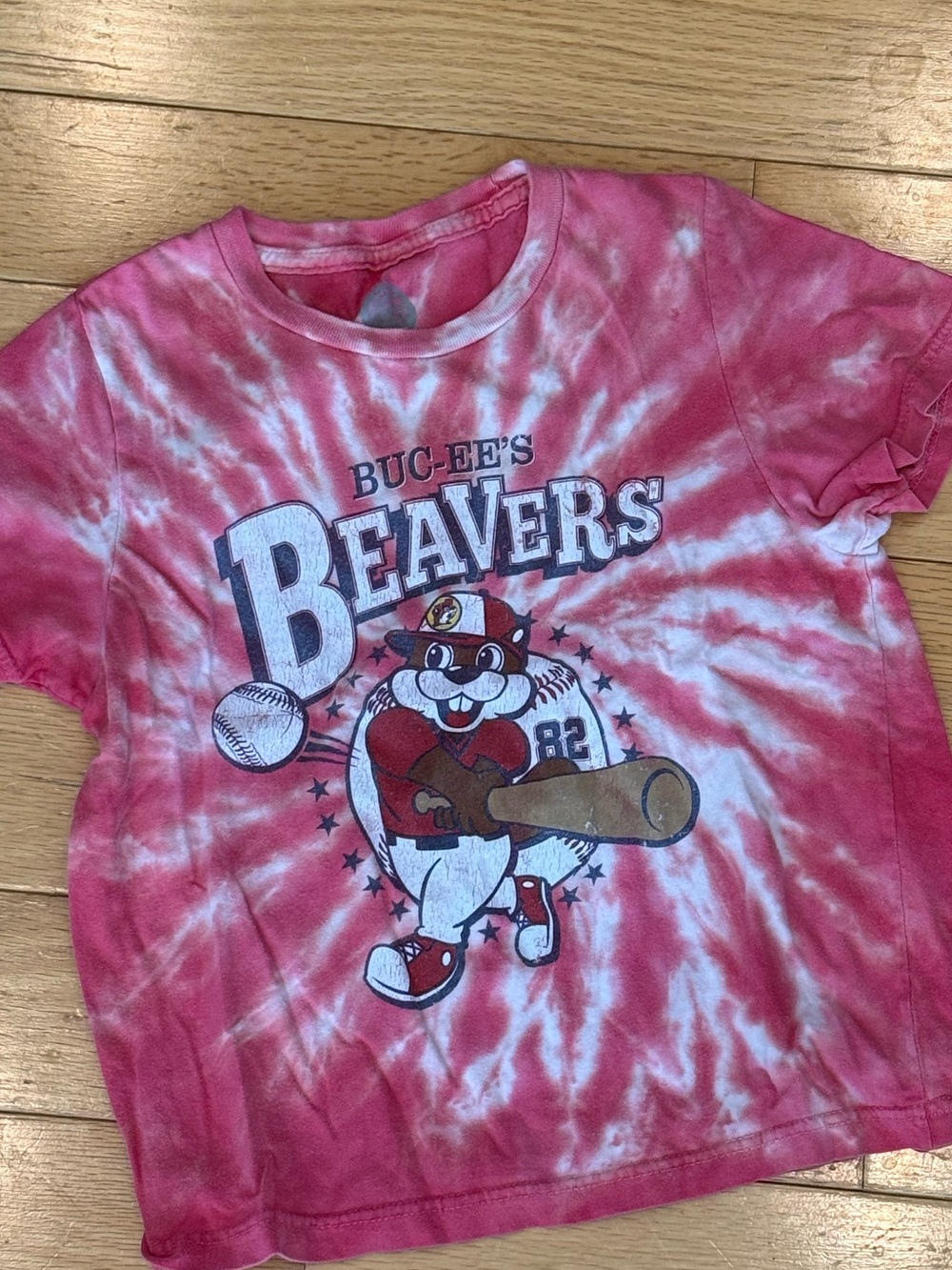 Buc-ee’s tie-dyed Beaver’s T Size YXS